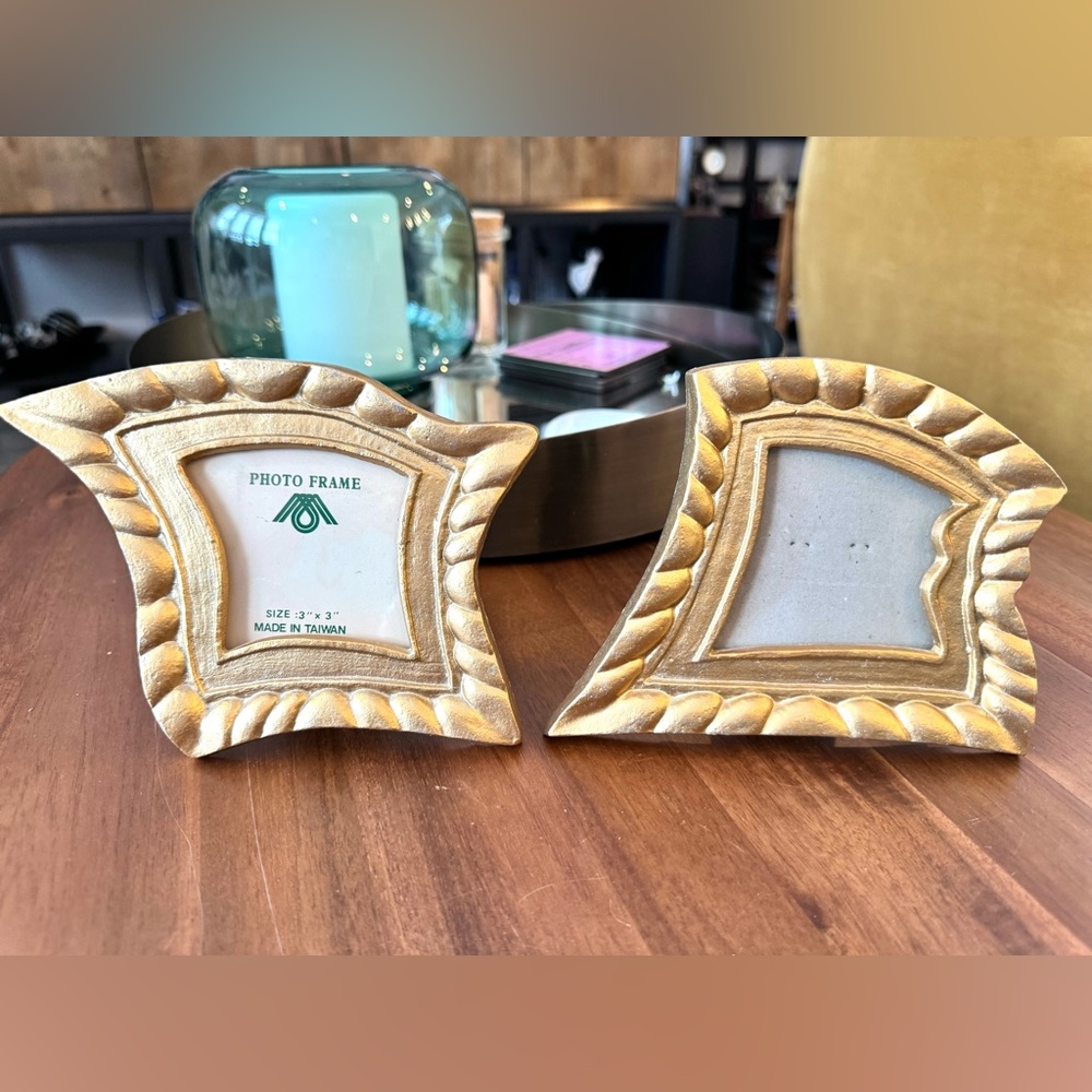 Set of Two Abstract 3” x 3” frames - Picture 2 of 7